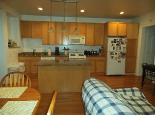 3742 W Irving Park Rd, Chicago, IL 60618