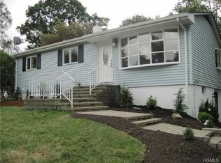 28 Maple Ln, Monroe, NY 10950