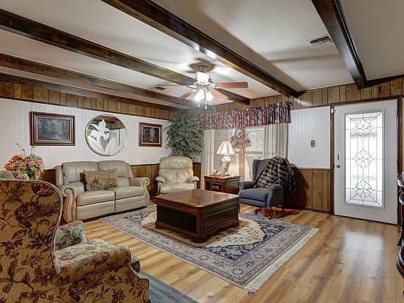4th image of 108 Estate Dr