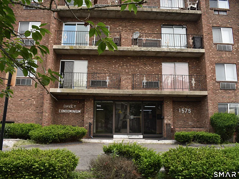 1575 Boston Ave #D14 — Photo 1