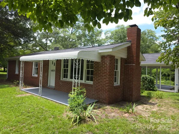 6820 Butterfly Ln, Kershaw, SC 29067