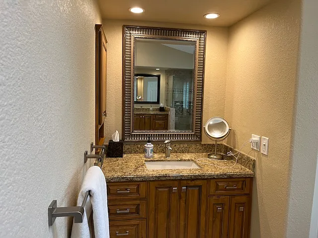 Separate Dual Vanities