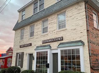 5208 Brook Rd #1, Richmond, VA 23227