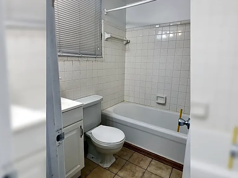 515 SW 4th Ave — Photo 10