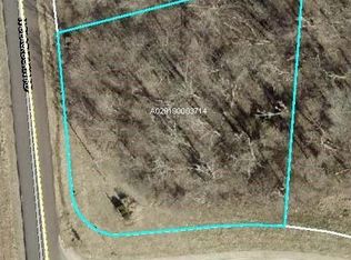 Larson South Way, Athens, OH 45701