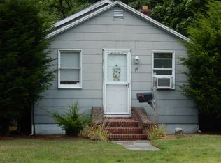 38 Udall Rd, West Islip, NY 11795