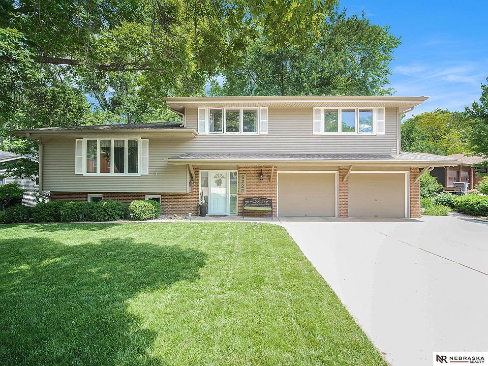 1st image of 6222 Oakridge Dr