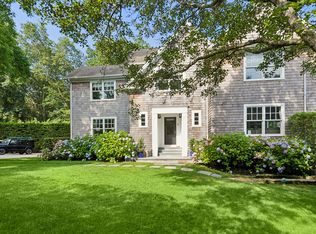 3 Burkeshire Dr, Sag Harbor, NY 11963
