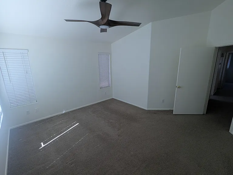 2682 S Santa Anna St — Photo 14