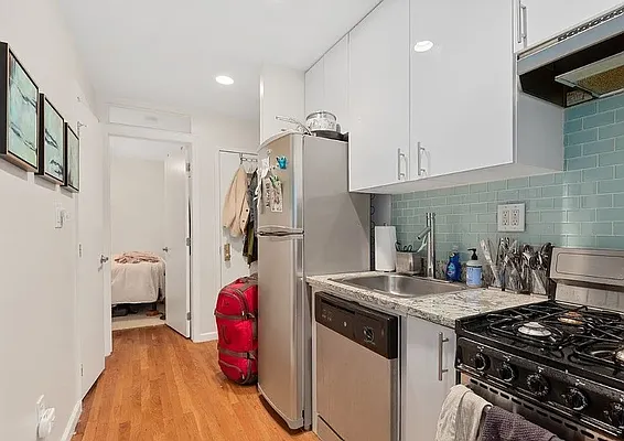 Rented by Dalan Rentals | media 10