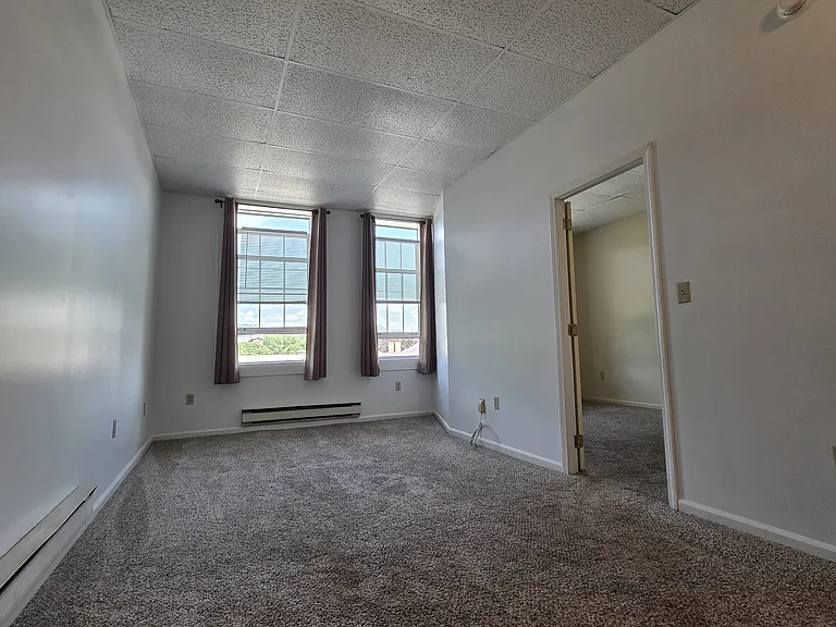 60 North Ave #6 — Photo 1