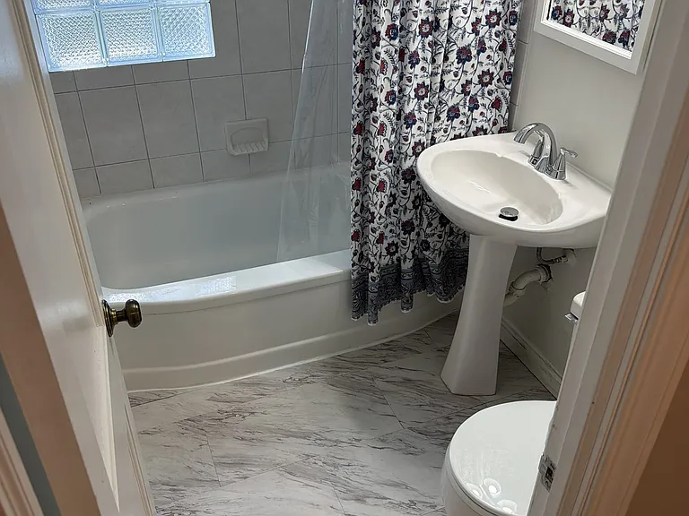 602 Huntmere Dr — Photo 8