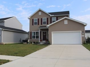 37195 Golden Eagle Dr, North Ridgeville, OH 44039