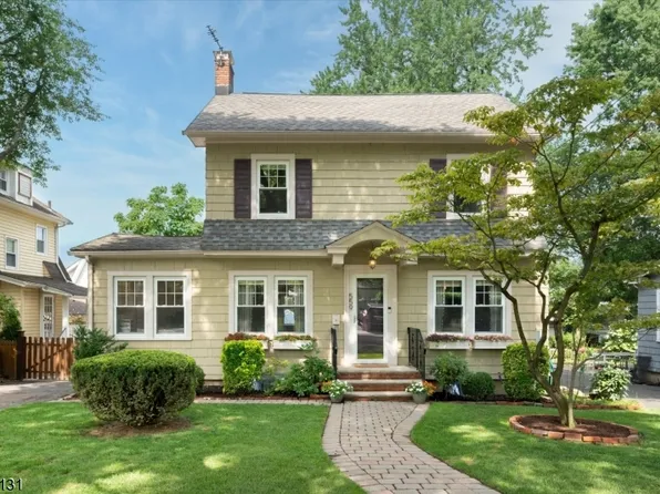 559 Summit Ave, Maplewood Twp., NJ 07040