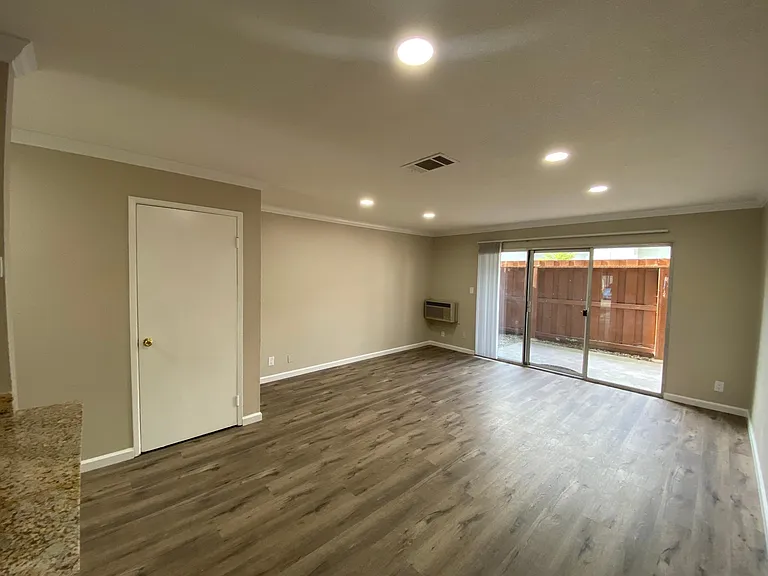 1009 Murrieta Blvd #41 — Photo 10