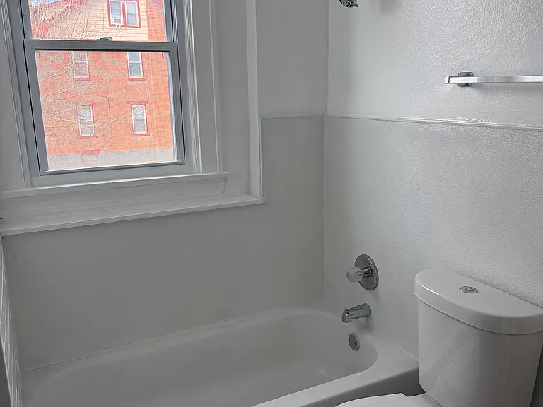 6623 Coleridge Ave — Photo 7