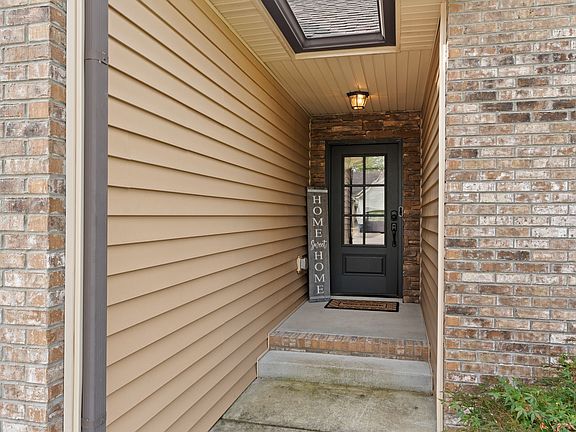 3rd image of 2853 Kettle Ct