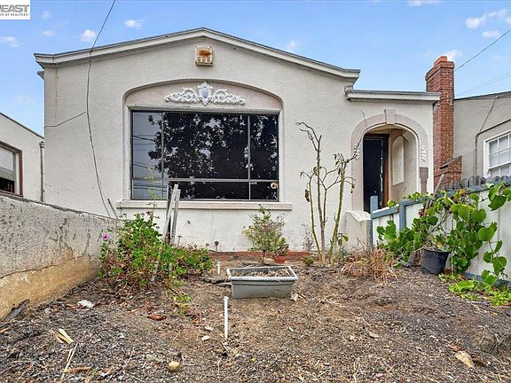 2nd image of 3148 California St