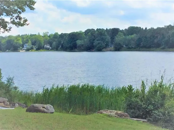 10 Pond Ridge Drive, Goshen, CT 06756