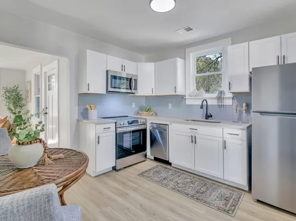 2697 Ranger Dr, North Charleston, SC 29405