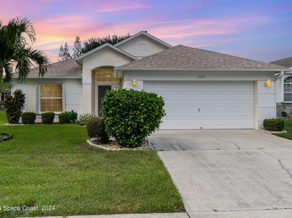2327 Hidden Pine Ln NE, Palm Bay, FL 32905