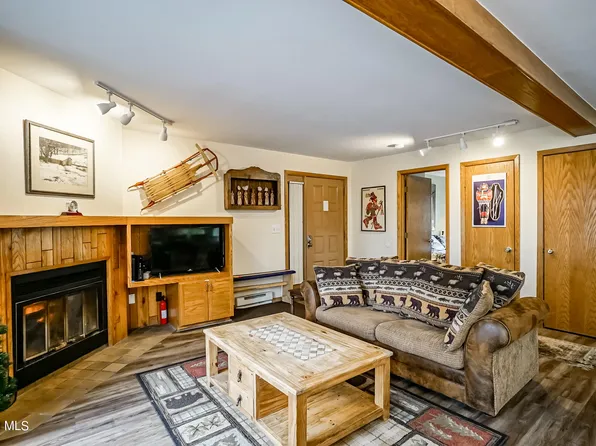 100 GCR 8344 #10, Fraser, CO 80442