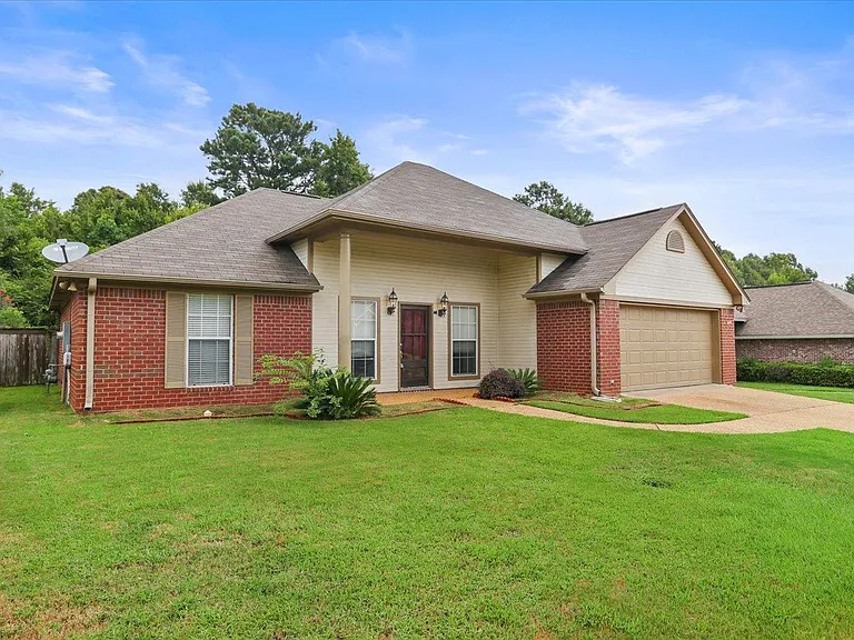 428 Wildberry Cir — Photo 2