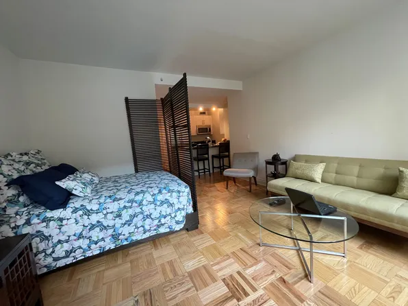 1510 Lexington Avenue 3U image 3 of 19