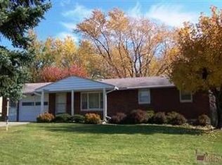 13 Homestead Pl, Campbell, OH