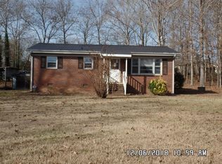 182 Dogwood Dr, Ellenboro, NC 28040