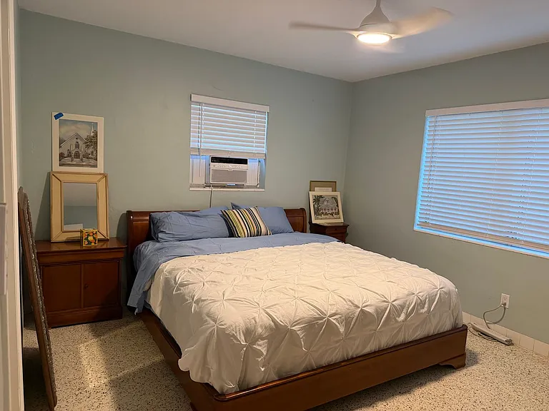 2627 Staples Ave — Photo 20