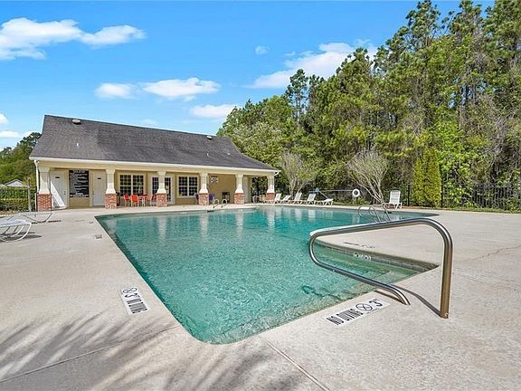 5th image of 13 Holly Ct