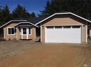174 N Razor Clam Dr SW, Ocean Shores, WA 98569