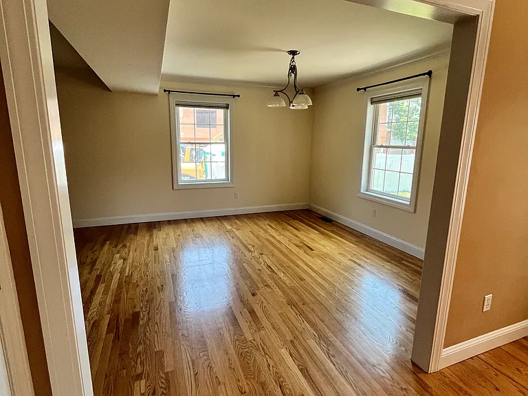 302 High St — Photo 10