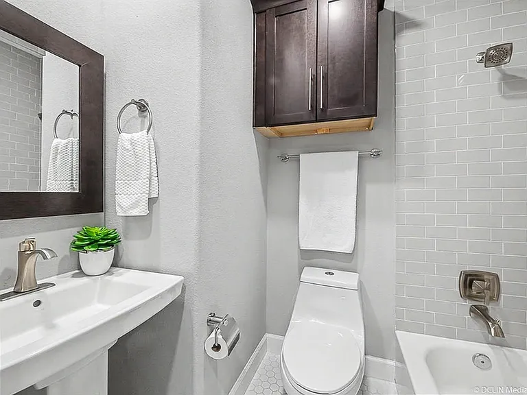 1028 Patterson — Photo 11