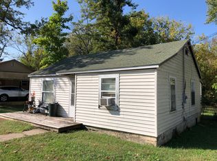 306 Lt Goins Ave, Green Forest, AR 72638