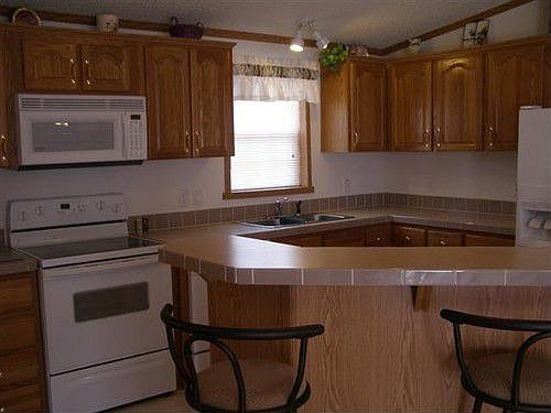 2nd image of 51 Rosemary Rd