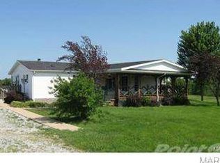15772 Northside Dr, New London, MO 63459