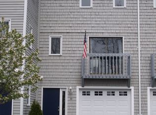 39 Profile Cir, Nashua, NH 03063