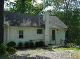 75 Livingston Ave, Valhalla, NY 10595