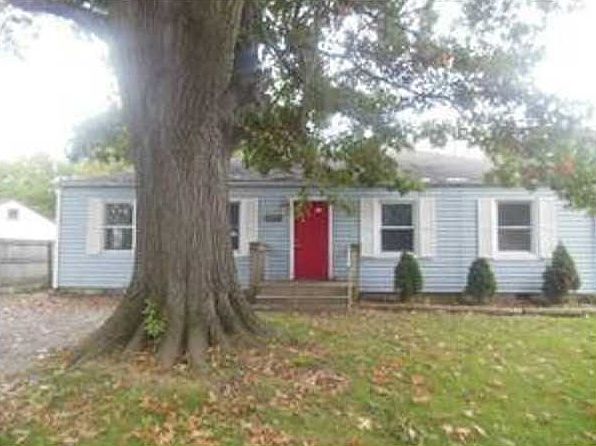 1st image of 4805 Charney Ave
