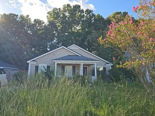 105 Walnut Creek Rd, Summerville, SC 29483