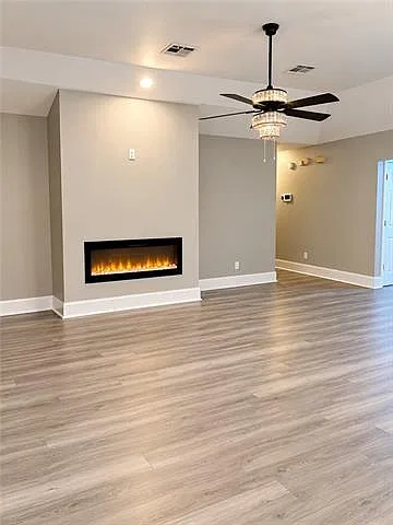 3 bed, 2.0 bath, 1385 sqft, $1,800 — Photo 4