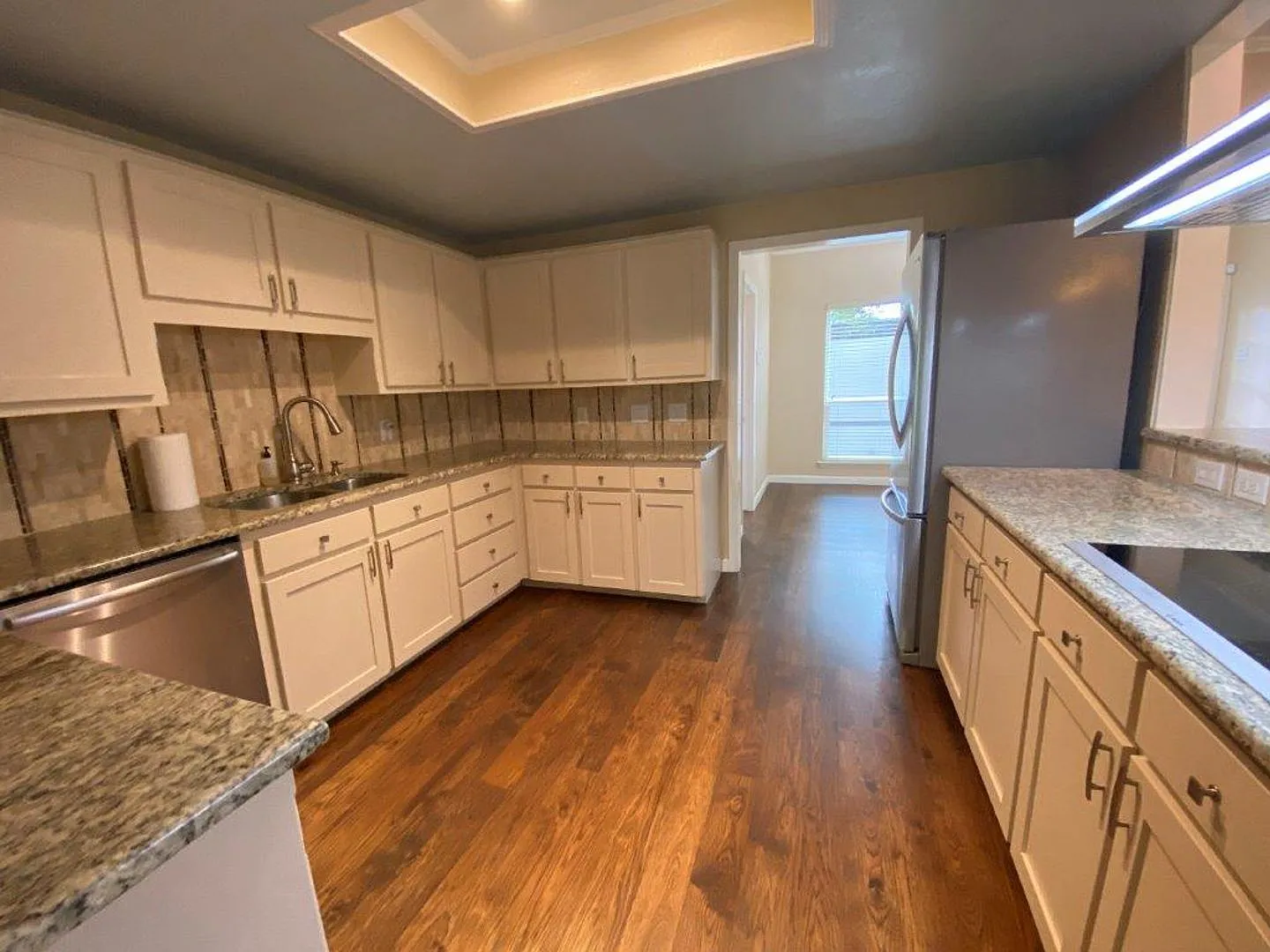 Spacious, upgraded townhome in the desirable Chimney Corners community! — Photo 4