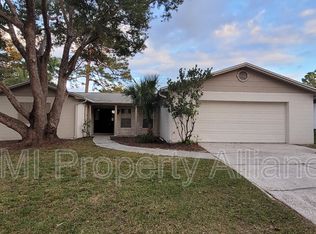 615 Riverview Ave, Altamonte Springs, FL 32714
