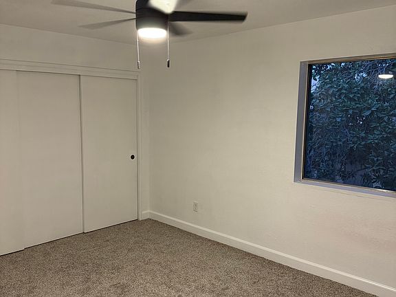 5th image of 2414 W Whitendale Ave #2418