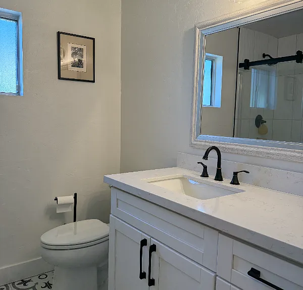 920 E Colter St — Photo 9
