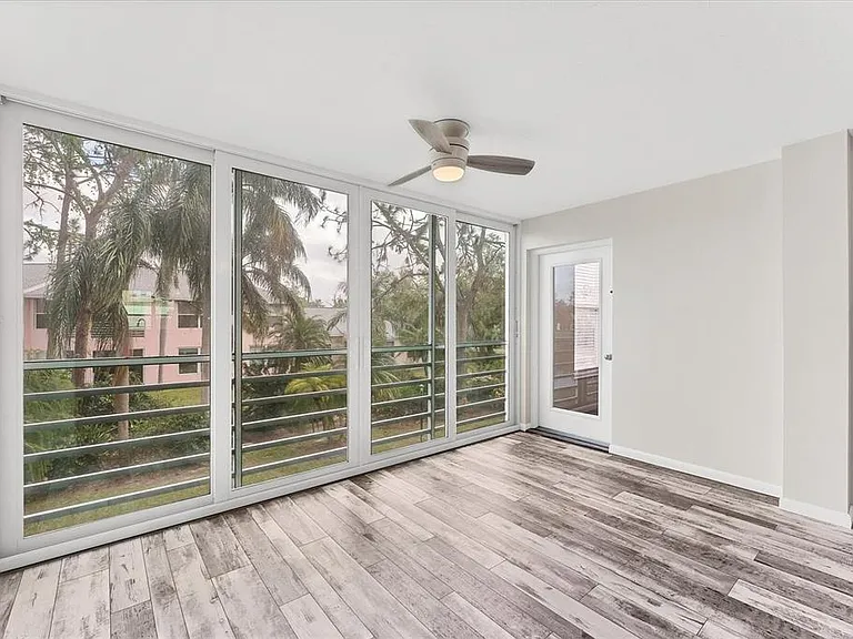 4530 Pinebrook Cir #208 — Photo 12