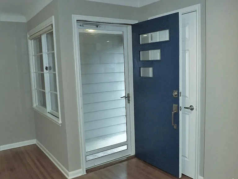 708 S 67th St — Photo 3