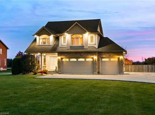 8036 Sheridan Ct, West Lincoln, ON L0R 1M0